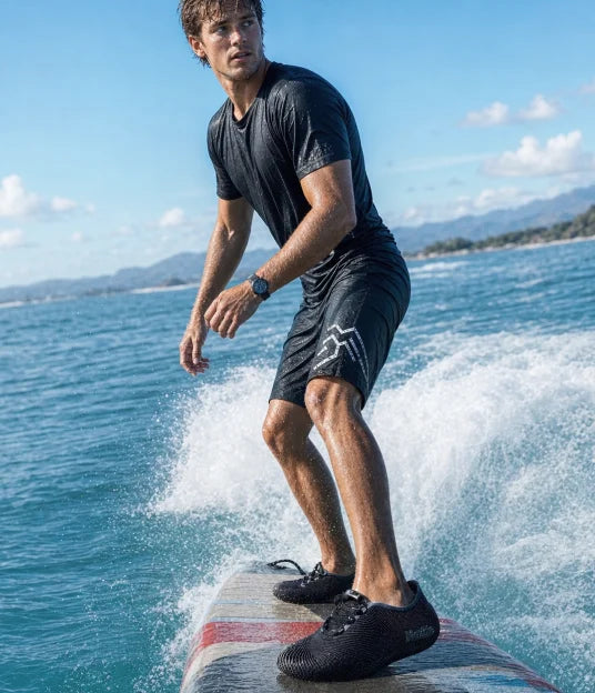 Breathable water shoes with open drainage structure